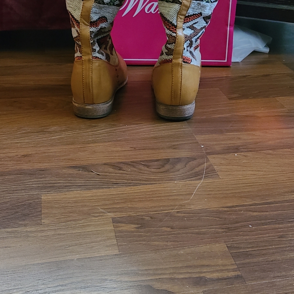 Wanted Navajo.mid calf boots